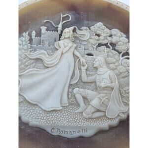 Lancelot and Guinevere - Great Romances of History Plate - Romnaelli Limited